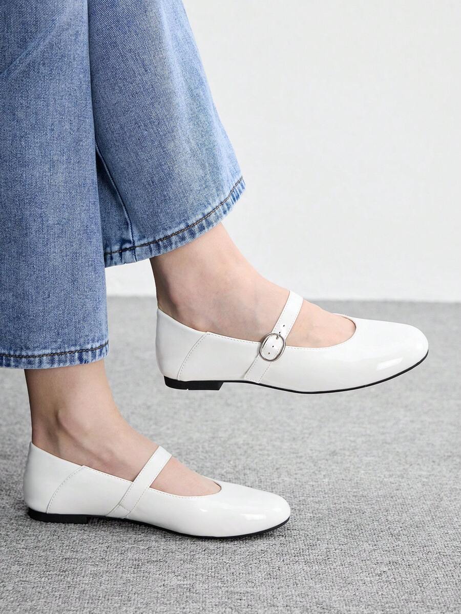 CUCCOO BIZCHIC Women's Shoes, Vacation Leisure Commuting, Comfortable Soft Sole Glossy Solid Color Round Toe Y Slip-On And Two Flat Shoes - White - View 1