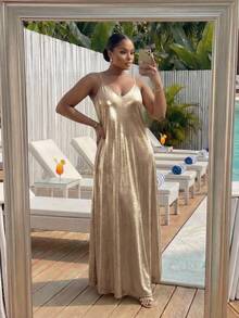 SHEIN Lady CURVE 大尺碼女款金屬質感休閒派對細肩帶洋裝 - 金色 - 查看 3