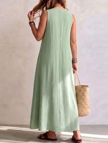 SHEIN LUNE CURVE Plus Size Women's Solid Color Notch V-Neck Casual Sleeveless Dress - Green - View 2