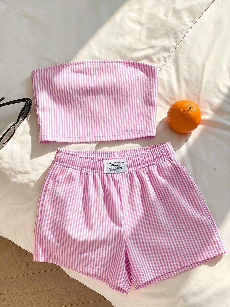 SHEIN EZwear 休閒簡約復古優雅通勤百搭暖粉色與白色條紋印花圖案,女款通勤套裝、海灘套裝、度假套裝、女款夏季套裝,抹胸上衣與短褲女款兩件套 - 彩色 - 查看 1