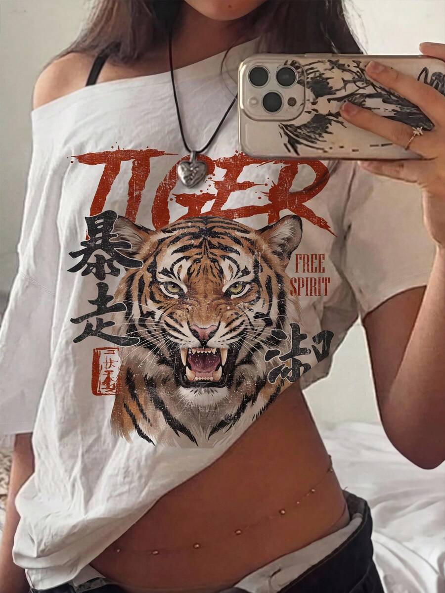 SHEIN EZwear 女款白色夏季街頭風城市度假T恤,極簡東方虎標語印花不對稱肩鬆款短袖時尚Y2K上衣 - 彩色 - 查看 1