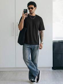 HUEFORM Men's  Basic Solid Color Crew Neck  Versatile Short Sleeve T-Shirt,The Fabric Is Moisture-Wicking And Perspiration-Absorbing, A Summer Essential - Black - View 2
