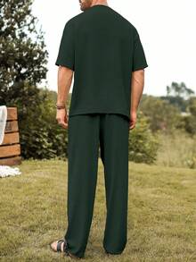 Palmeraft Men's Solid Color Notched Neck Short Sleeve Shirt And Pants Set, Holiday - Dark Green - View 2