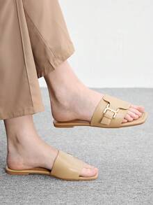 CUCCOO BIZCHIC 女款金屬扣環方頭平底休閒優雅米色拖鞋 日常海灘鞋 - 杏色 - 查看 5
