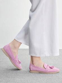 CUCCOO BIZCHIC 扣環設計簡約大方 時尚百搭休閒女款平底通勤上班鞋 - 淺紫色. - 查看 3