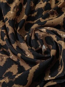 SHEIN LUNE Große Größen Leoparden-Muster Schrägtaschen Shorts für Strandurlaub, Flughafen, Damen Shorts - Verschiedenfarbig - Übersicht 6