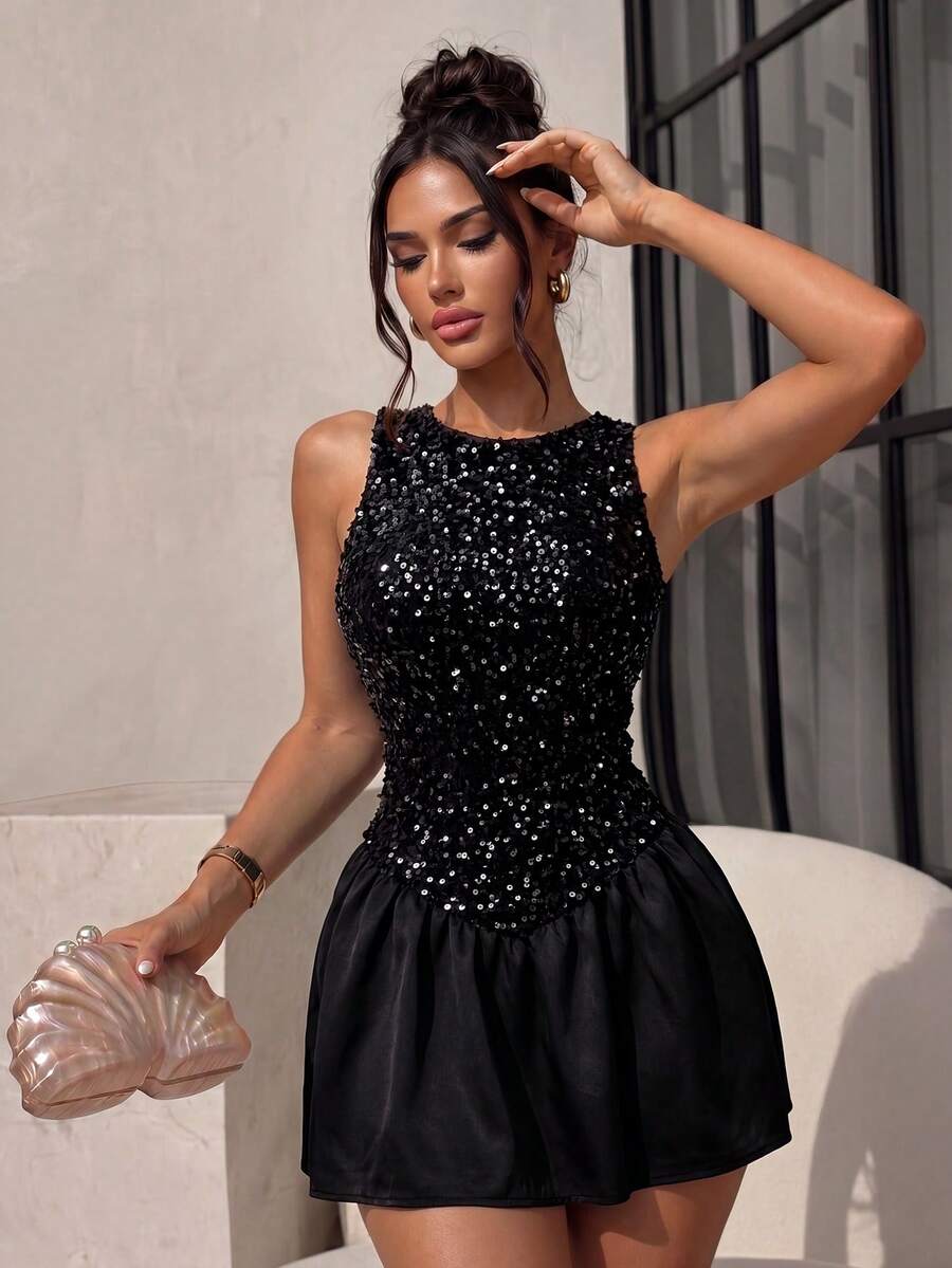 Sirith Women's Fashionable Sexy Sequin Patchwork Backless Dress - Black - View 1