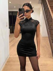 SHEIN ICON 女款素色對比蕾絲短袖修身優雅迷你洋裝 - 黑色 - 查看 3
