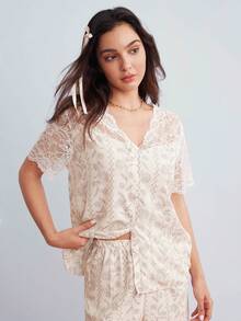 Elorette Conjunto de pijama con hombros descubiertos, manga corta, encaje floral de glicinia y parches semitransparentes - Albaricoque - Ver 3