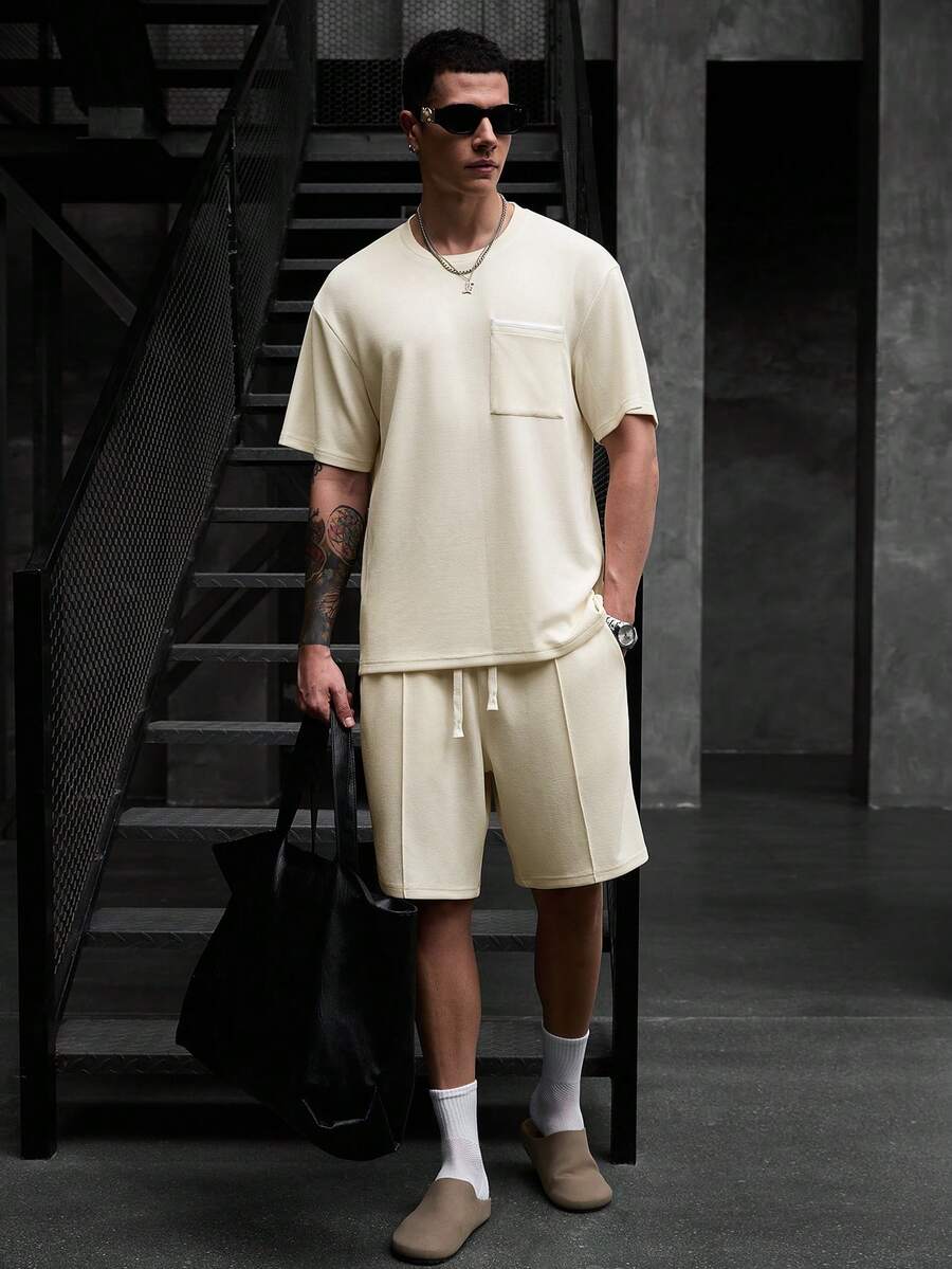 Manfinity CasualCool Men's Solid Color Crew Neck Short Sleeve T-Shirt And Shorts Casual Daily Set, 4th Of July, Vacation Outfit, Gift, Holiday - Khaki - View 1