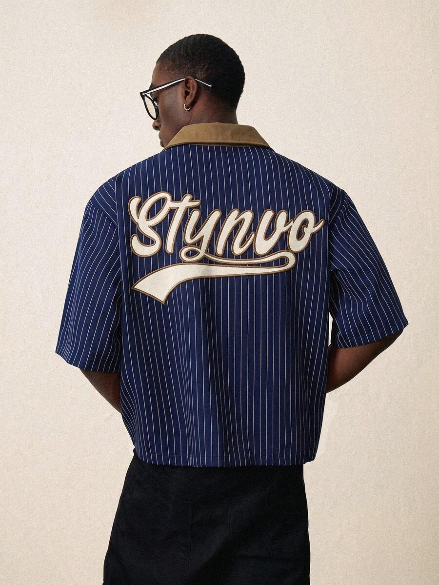 STYNVO 男士翻領單排扣短袖拼接字母印花襯衫,儀式穿著 - 霧霾藍 - 查看 1