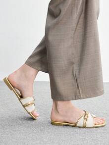 CUCCOO BIZCHIC Women's Fashion Gold Simple Buckle Color Matching Flat Sandals Summer - Gold - View 4
