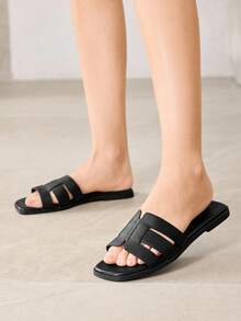 MOTF PREMIUM WOMEN'S SHOES BLACK SIMPLE AND COMFORTABLE FLAT SANDALS SUMMER - Pure black - View 2
