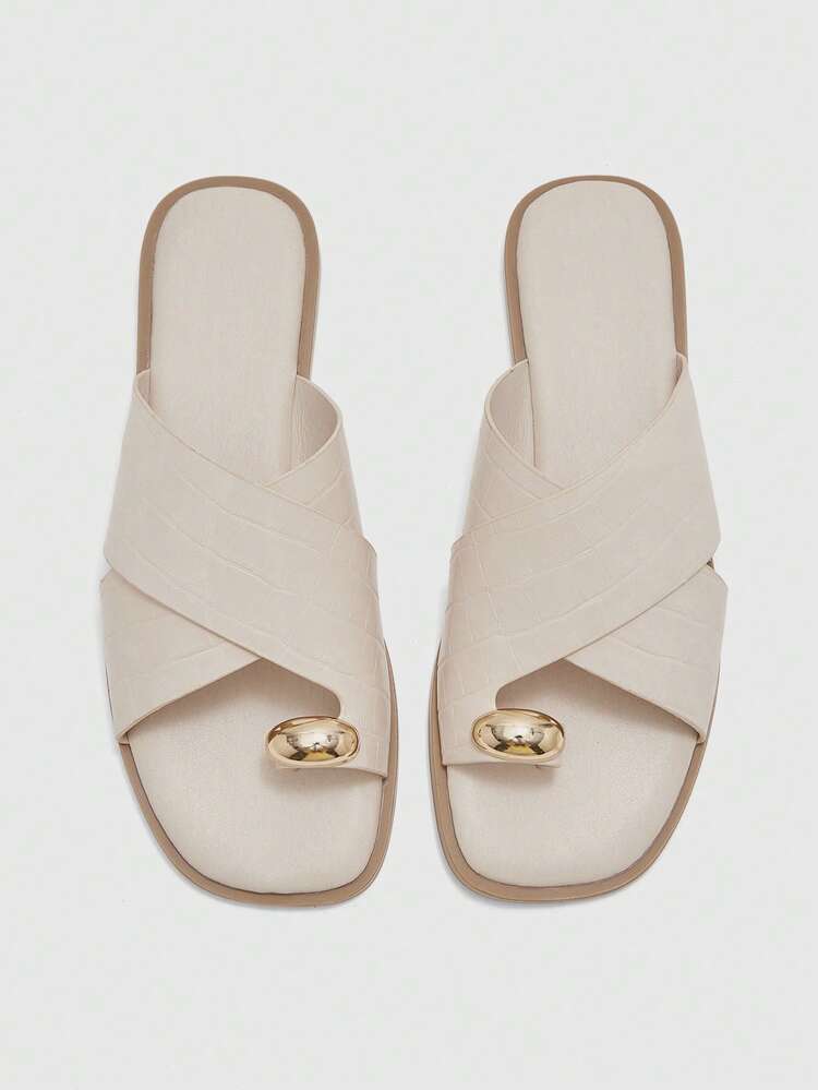 CUCCOO BIZCHIC Ladies Fashion Cross Belt Beige Embossed Foot Clip Metal Buckle Small Square Toe Flat Sandals Comfortable Flat Sandals Slippers Suitable For Commuting Beach Vacation Ladies Flat Sandals