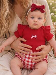 SHEIN 3pcs Baby Summer Red Plaid Romper Set: Ribbed Cap Sleeve Blouse With Bow + Ruffle Trim Bloomers + Headband - Red - View 2