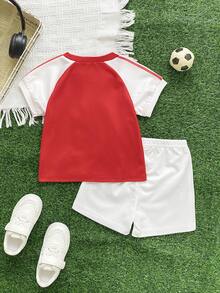 SHEIN Playful Pals 男嬰 0-3 歲休閒運動足球球衣 T-shirt + 短褲套裝，邁阿密隊，運動服飾 - 紅色 - 查看 2