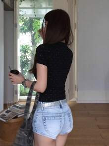DAZY 春夏亮片黑色圓領基本款音樂節情人節婚禮休閒街頭戶外度假海灘優雅通勤短袖女款T恤 - 黑色 - 查看 7