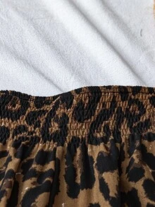 SHEIN LUNE Große Größen Leoparden-Muster Schrägtaschen Shorts für Strandurlaub, Flughafen, Damen Shorts - Verschiedenfarbig - Übersicht 3