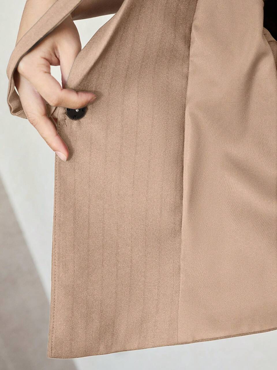 WOMEN'S COMMUTER COLLARED STRIPED BLAZER