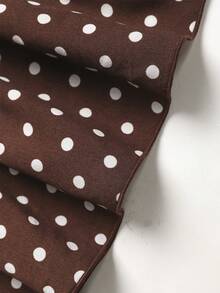 SHEIN Conjunto de 2 piezas para niñas preadolescentes con blusa de top con estampado de lunares marrones, cintura ceñida y decoración de hebilla metálica + pantalones holgados de pierna ancha, conjunto elegante y casual para ocasiones formales & casuales - Marrón - Ver 7
