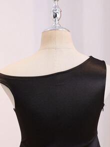 Vestido Preto Assimétrico de Ombro Assimétrico para Meninas, Adequado para Férias, Cerimônia de Formatura, Temporada de Volta às Aulas, Temporada de Casamentos, Participação em Diversos Bailes e Ocasiões Formais - Preto - Visão 4
