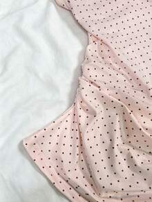 IslaSuriya Atasan Crop Tanpa Tali Motif Polkadot Berkerut untuk Wanita, Cocok untuk Pakaian Kasual Sehari-hari di Musim Panas - Baby Pink - View 4