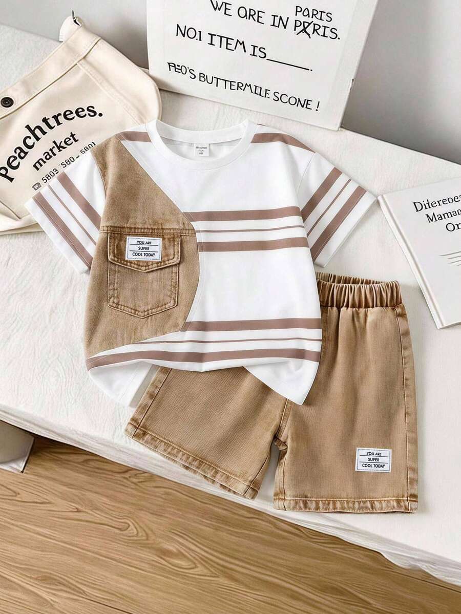 SHEIN 2件組小男孩休閒條紋牛仔 Polo 衫與短褲套裝,復古學院風,適合春夏日常穿著與外出 - 卡其色 - 查看 1