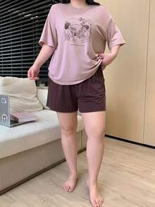 Dazy Plus 夏季圖案印花寬鬆短袖上衣與鬆緊腰短褲睡衣套裝 - 淺灰紫 - 查看 2