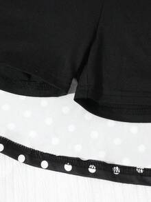 SHEIN 1件女童度假休閒風經典黑白波點彈性腰褶皺裙，內建安全短褲，2合1裙褲，四季皆宜，可搭配襯衫與T恤，適合春夏旅行、海灘、學校及其他外出場合 - 黑色 - 查看 5