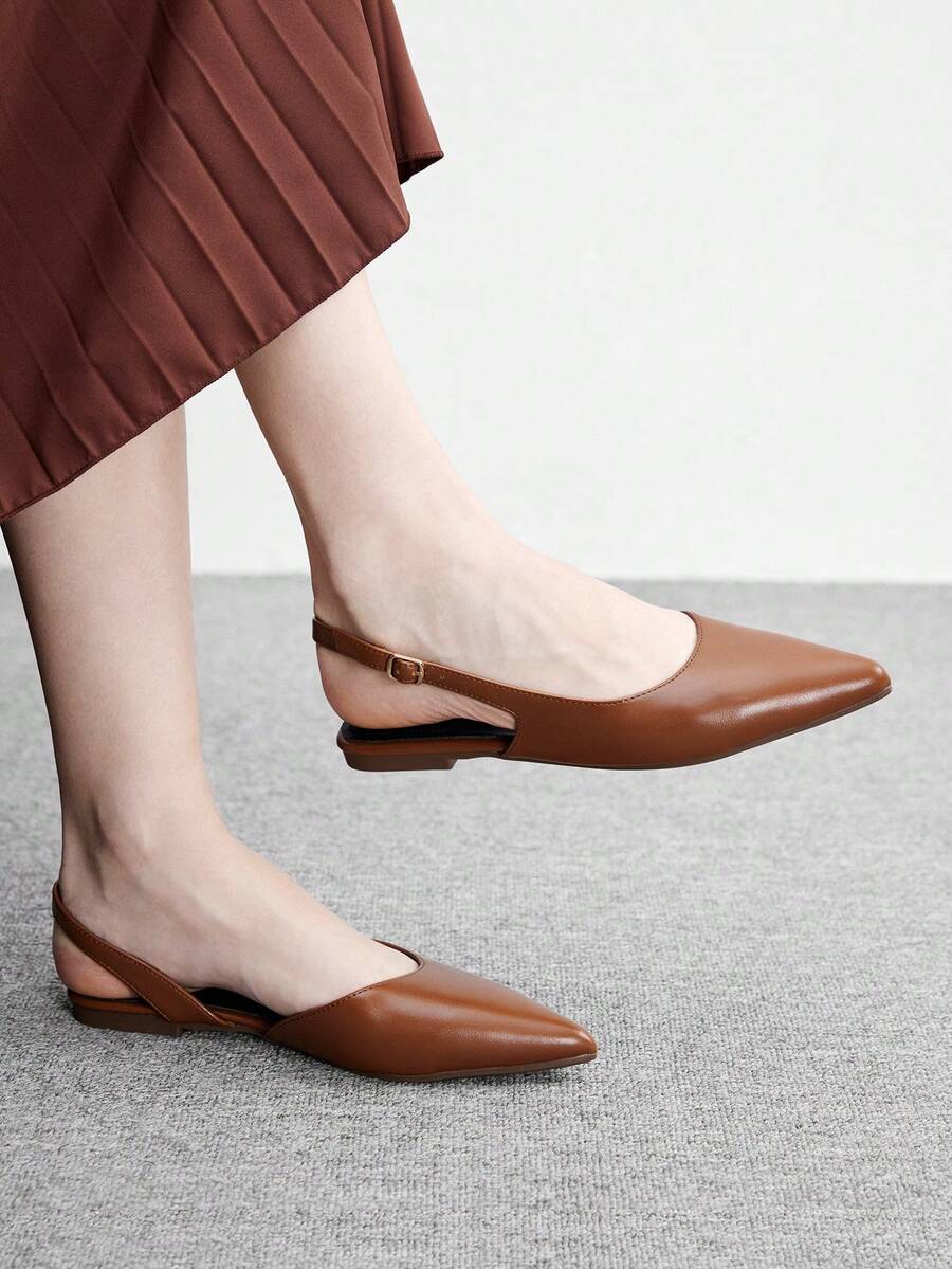 CUCCOO BIZCHIC Zapatos planos retro de punta puntiaguda con tira trasera en color marrón, sandalias con hebilla y punta cerrada para mujer, versátiles para el trabajo y el transporte diario - Marrón - Ver 1