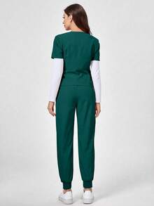 TaskEZ Set Seragam Medis Atasan Lengan Pendek dan Celana Warna Polos - Dark Green - View 2