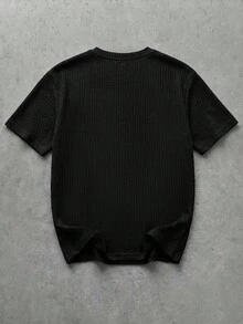 Manfinity RebelGame Men's Casual Minimalist Charm T-Shirt For Daily Commute, Vacation, Father's Day Gifts - Black - View 2