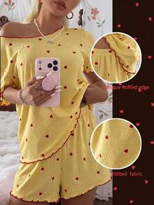 CottageSlumber Conjunto de pijama de mujer con camiseta de manga corta y pantalones cortos, ajuste holgado, punto acanalado, costura densa, estampado de corazones pequeños rojos - Amarillo - Ver 2