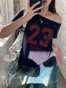 DAZY 女款對比色字母貼帶裝飾修身休閒街頭風運動圖案T恤 夏季 - 藏蓝色 - 查看 4