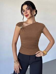 Firerie 女款休閒優雅金屬裝飾不對稱肩 T恤 - 棕色 - 查看 4