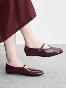 CUCCOO BIZCHIC 女款時尚通勤百搭休閒瑪麗珍平底鞋，聖誕春季鞋款 - 酒紅色.. - 查看 1
