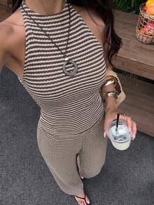 SHEIN EZwear 棕色針織條紋掛脖露背上衣與長褲套裝 - 棕色 - 查看 1