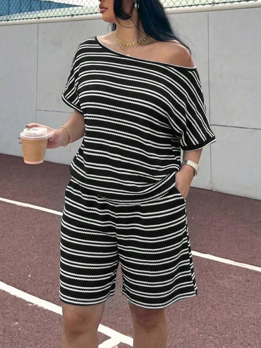 Muchica Plus Size Women's One-Shoulder Black And White Top And Shorts Casual Everyday Two Pieces Set Formal Vacation Summer - Black and White - View 1