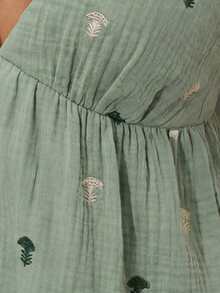 Nöista 女款刺繡深V領性感細肩帶背心上衣 - 綠色 - 查看 7