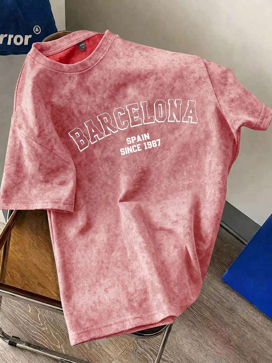Manfinity Hypemode Men's Red 60% Cotton Washed Short Sleeve T-Shirt - Red - View 1