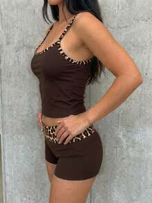 SHEIN EZwear Setelan 2 Potong Wanita: Atasan Tanpa Lengan dengan Tali Bahu Tipis dan Motif Leopard - Coklat - View 3