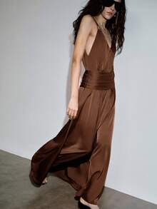 MOTF PREMIUM URBAN METALLIC RING DECOR CHAIN RUCHED LONG MAXI SLIP DRESS SPRING/SUMMER - Coffee Brown - View 3