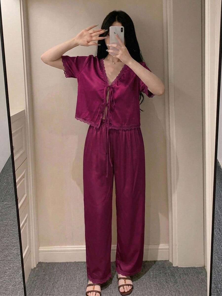 DAZY 浪漫蕾絲拼接緞面繫帶上衣與長款直筒睡褲 2 件組女款睡衣 - 中紫紅色 - 查看 1
