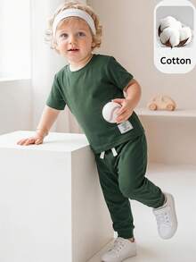 PrepCrw 2pcs Baby Boy/Girl Dark Green Summer Casual Work Soft Elastic Knit Crew Neck Short Sleeve Top And Pants Set,Decorative Embroidered Outing Vacation - Green - View 9