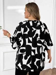 SHEIN CURVE+ CURVE PLUS /情人節/大尺碼女款領結領休閒百搭日常通勤中袖襯衫 - 黑與白 - 查看 2