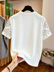 Resyla 大码女式白色巴洛克印花奢华休闲/工作圆领短袖T恤 - 彩色 - 查看 2