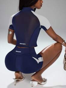 Innovista Innovista 女款對比色短袖拉鍊立領上衣與短褲網球套裝 - 黑色 - 查看 3