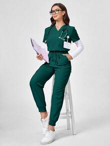 TaskEZ Set Seragam Medis Atasan Lengan Pendek dan Celana Warna Polos - Dark Green - View 1