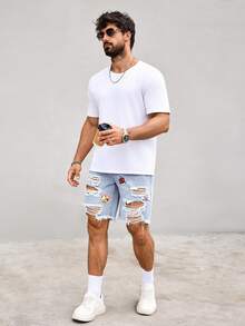 Manfinity LEGND Shorts de mezclilla casuales diarios para hombres con bolsillo, botón, diseño desgastado y patrón de dibujos animados, para vacaciones - Lavado ligero - Ver 6