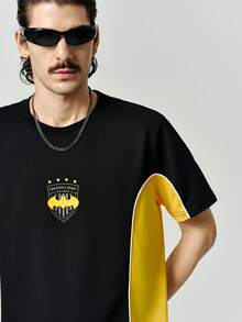 BATMAN X SHEIN STYNVO 2件組男士圓領短袖T恤與抽繩鬆緊腰短褲，黑色夏季街頭風健身休閒運動套裝，適合度假派對 - 彩色 - 查看 3